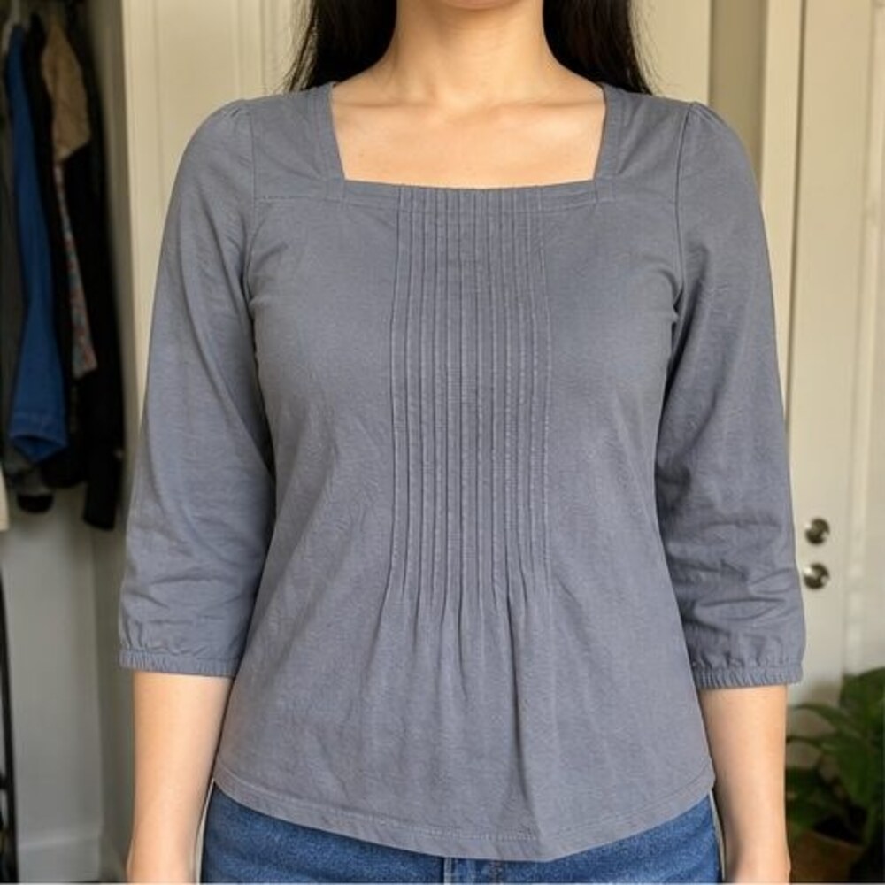 Gray Pleated Blouse - Picture 2 of 6